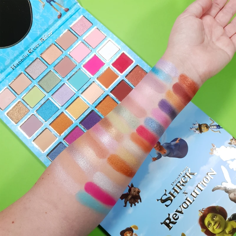 I Heart Revolution X Shrek Happily Ever After – Image 4