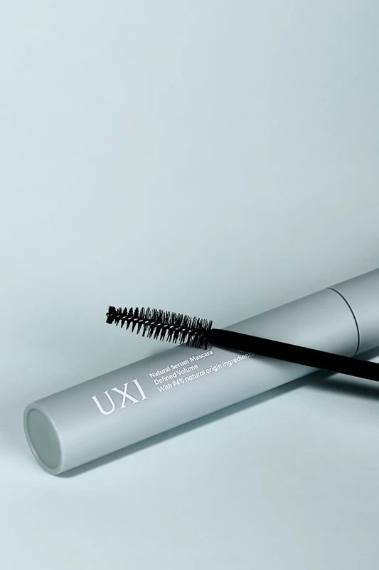 UXI BEAUTY Natural Serum Mascara – Image 3